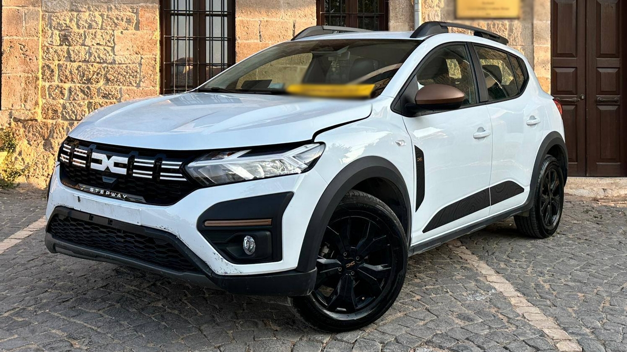 Dacia Sandero Stepway 1.0 TCE CVT