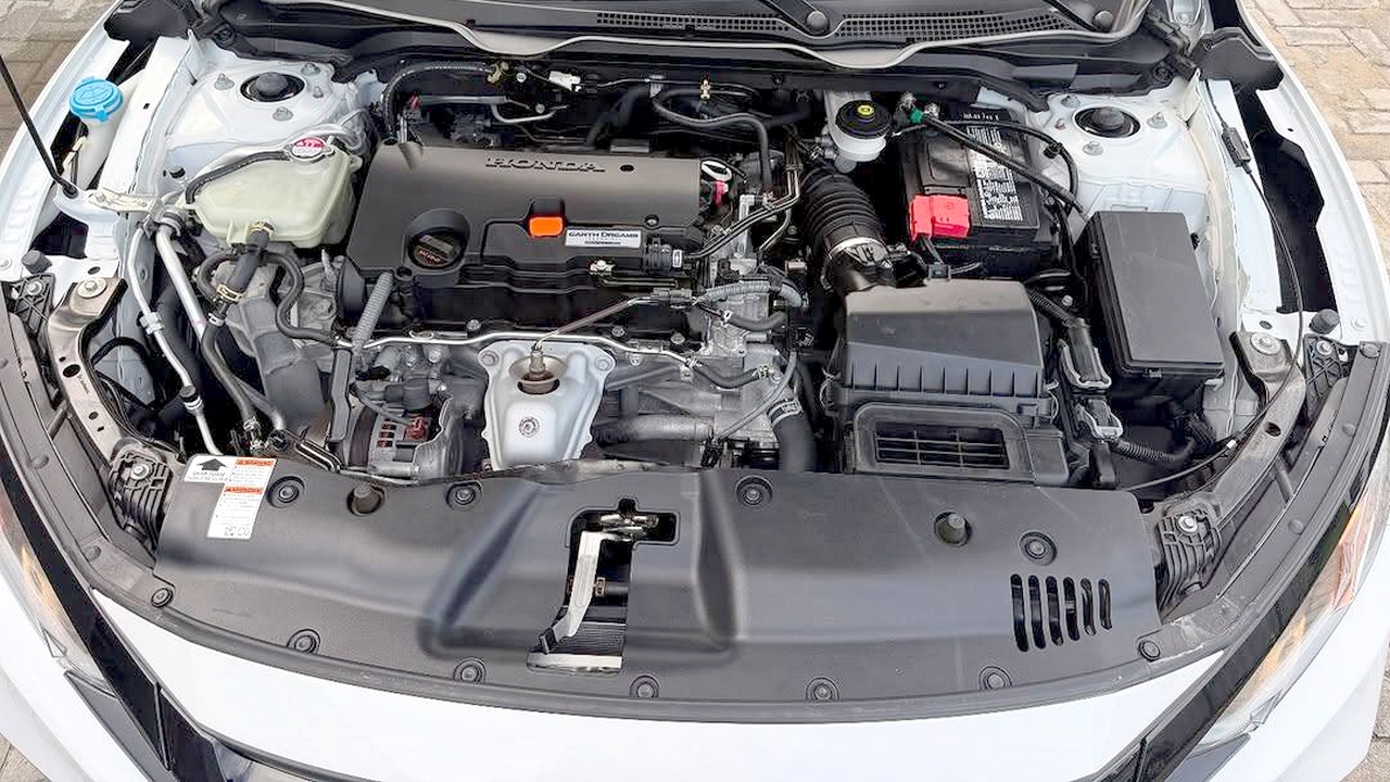Honda Civic FC5 Motor