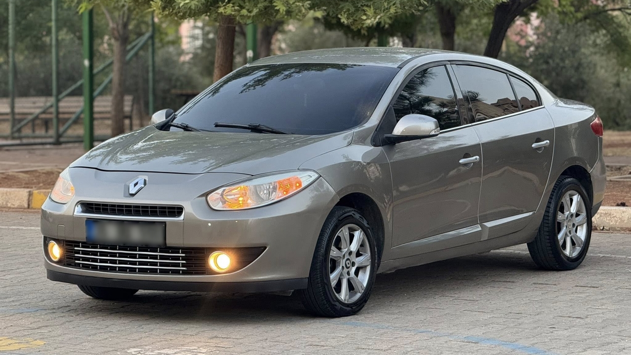 Makyajsız Kasa Fluence
