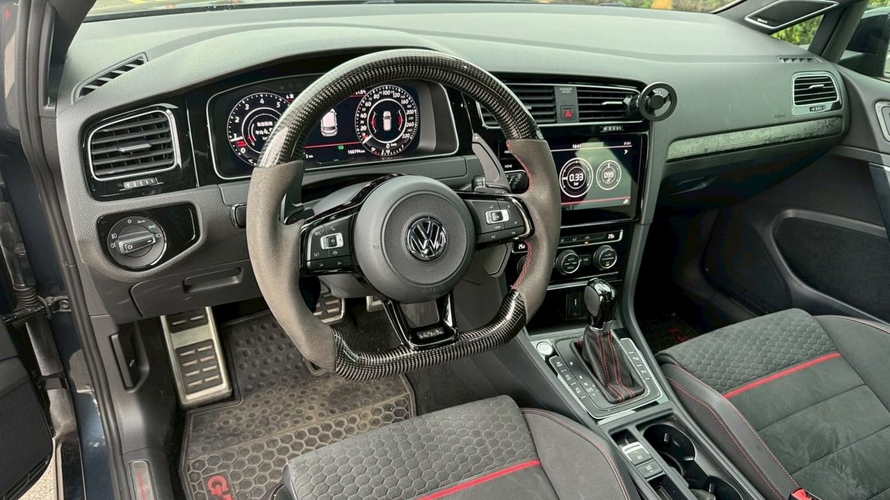 Volkswagen Golf Mk7,5 GTI İç Görünüm