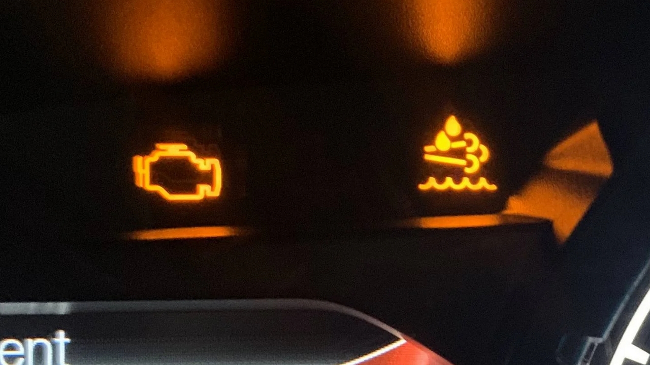 Adblue Uyarı İşareti Genelde Motor Arıza Lambası ile Birlikte Yanar