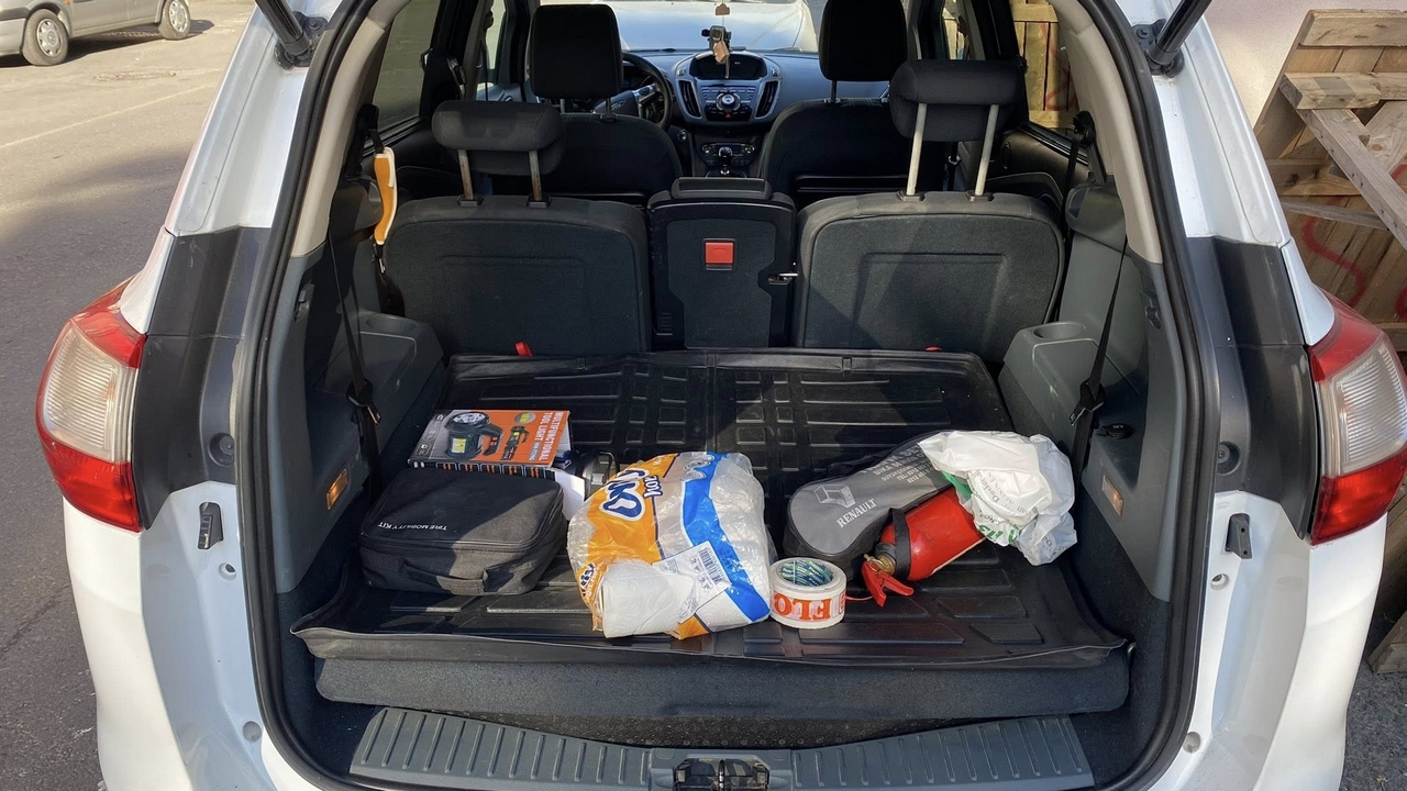 Ford Grand C-Max Arka Bagaj Kısmı