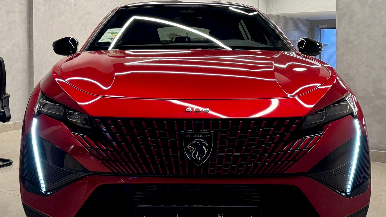 Peugeot 408 GT