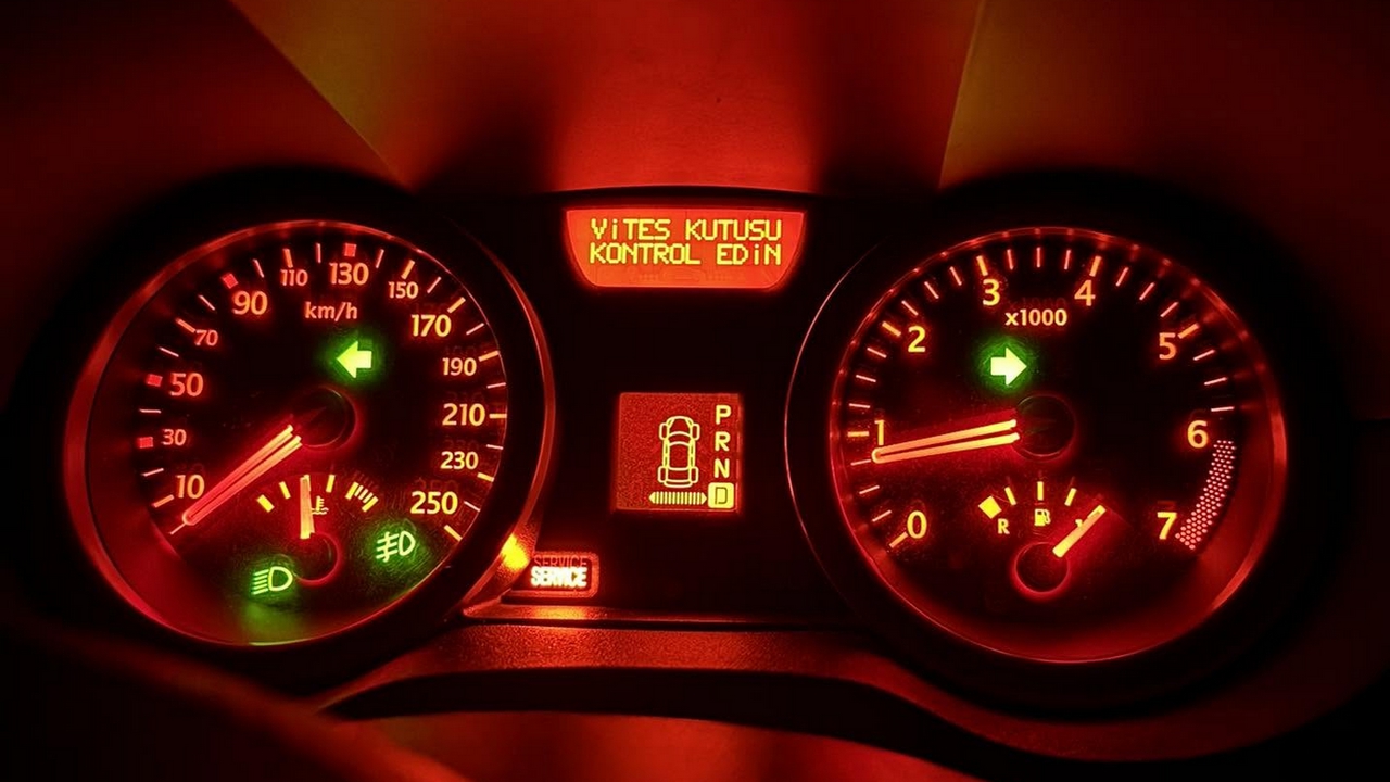 Renault Megane II Gösterge Paneli